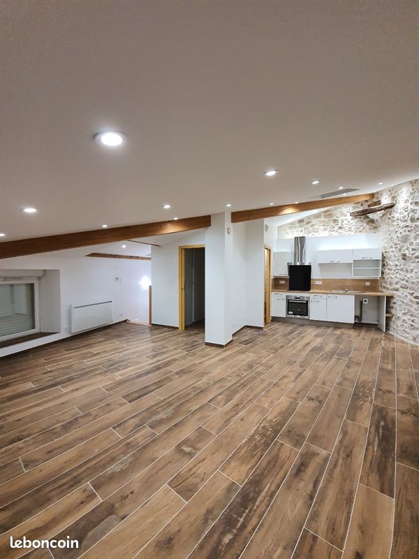 Appartement 3 pièces 65 m² · à Saint-Julien-Molin-Molette · 65 m² · 675 €