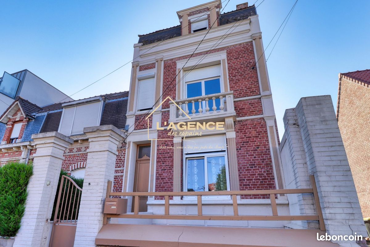Maison 6 pièces 131 m² · à Hazebrouck · 131 m² · 198 500 €