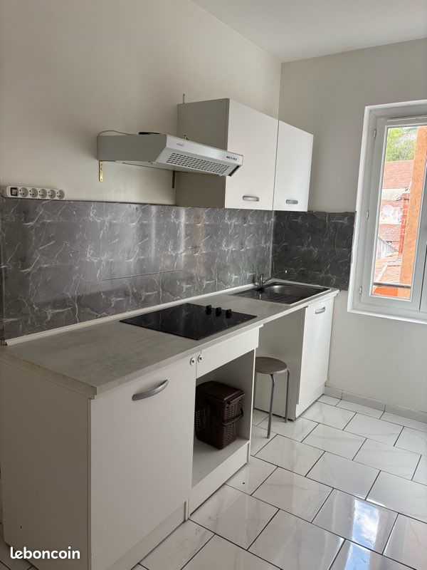 Appartement 3 pièces 70 m² · à Rive-de-Gier · 70 m² · 590 €/mois
