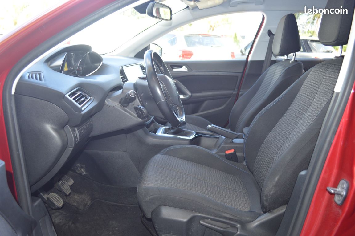 Peugeot 308 BUSINESS - 110ch Active Business (image 15)