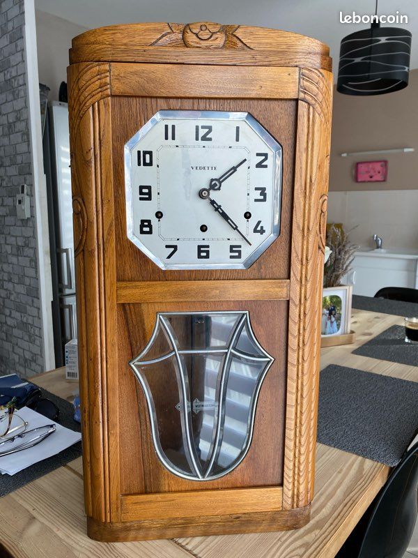 Estimation Montre, horloge: CARILLON