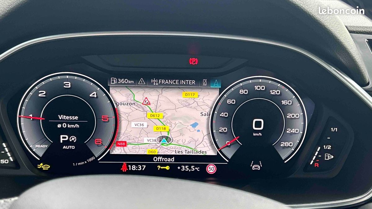 AUDI Q3 TDI 150 ch S tronic 7 S line (image 17)