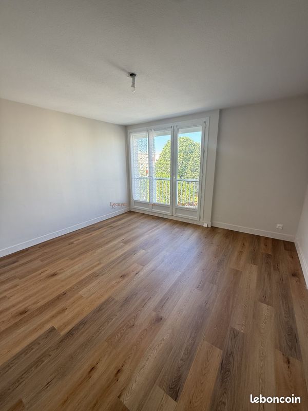 Appartement 3 pièces 62 m² · à Rezé · 62 m² · 889 €
