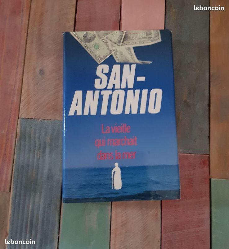 San Antonio / La vieille qui marchait dans la mer (image 1)