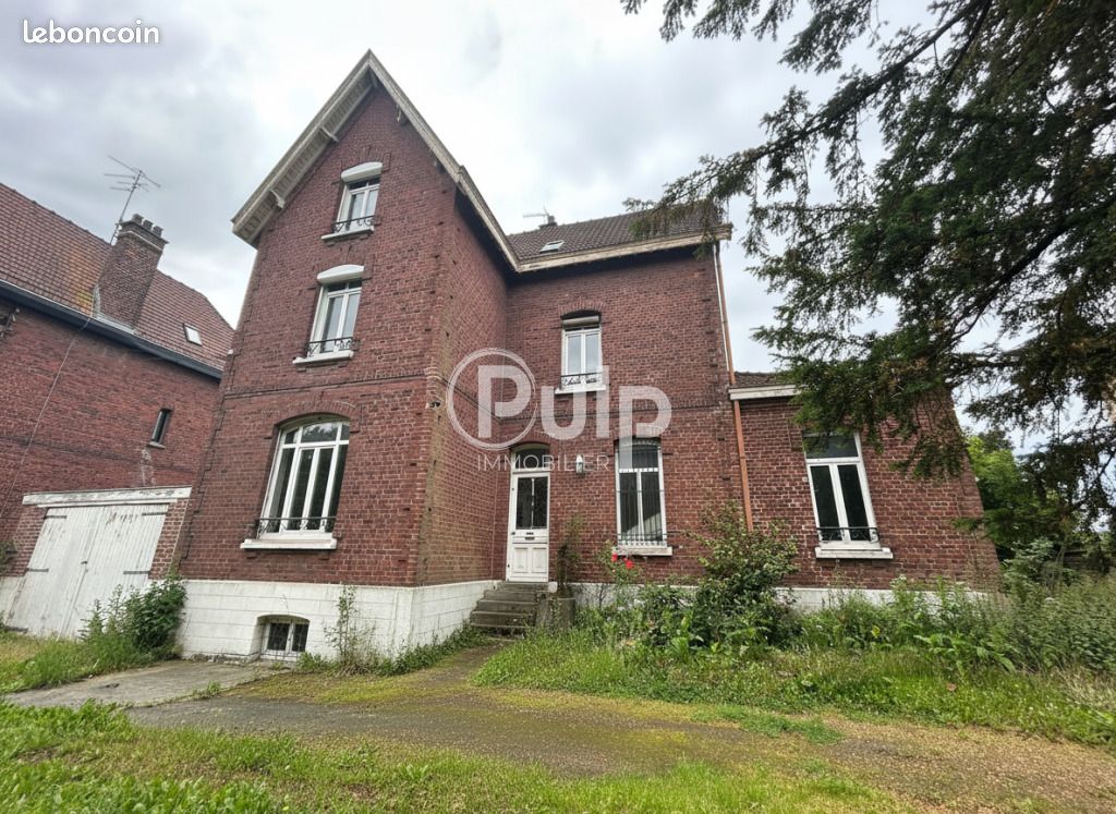 Maison 7 pièces 173 m² · à Isbergues · 173 m² · 189 900 €