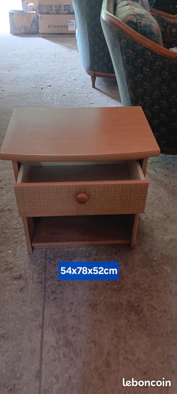 Table de chevet (image 1)