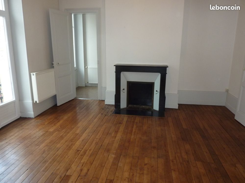 Grand T3 73,28 m², rue Saint Paul à LIMOGES, immeuble calme - 2 chambres - 570  hors charges - proche centre - Limoges 87000 Centre-Hôtel de Ville Emailleurs (image principale 3)