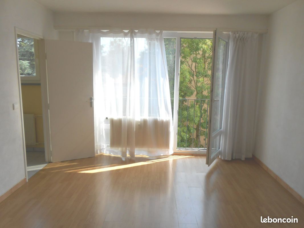 Appartement 1 pièce 25 m² · à Riedisheim · 25 m² · 390 €