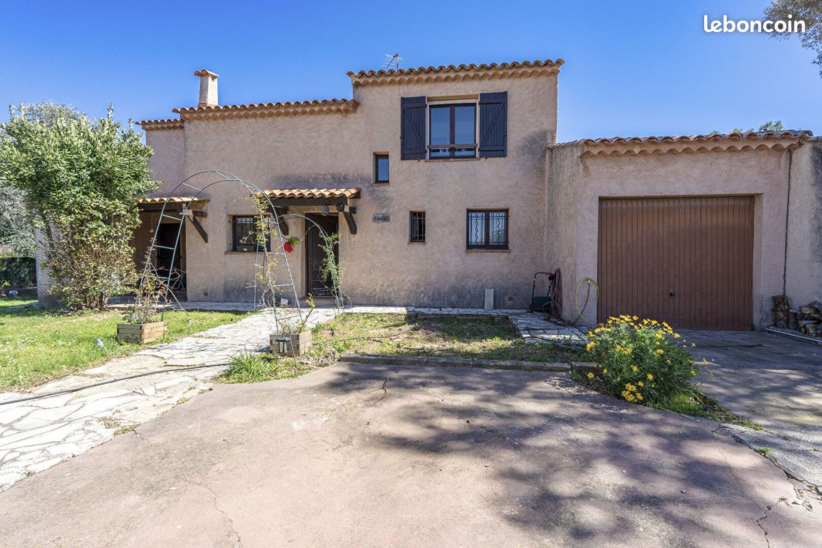 Maison 5 pièces 124 m² · à Le Muy · 124 m² · 355 000 €