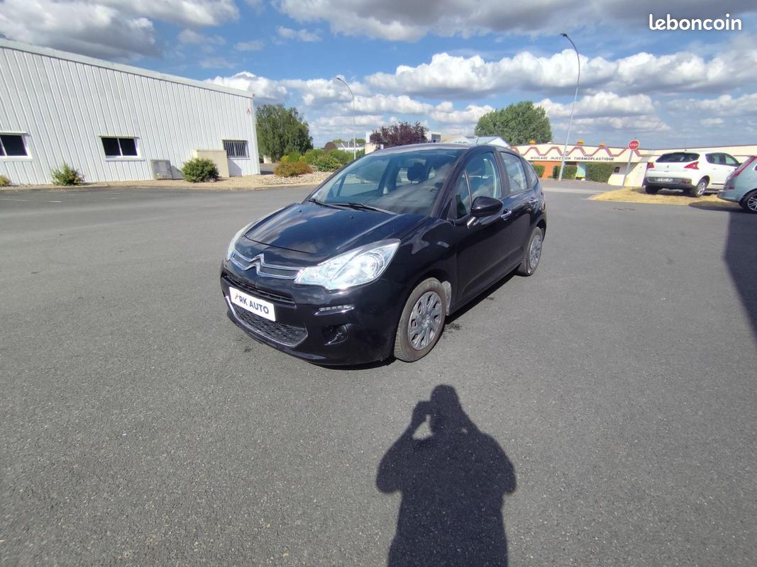 CITROEN C3 1.2 PureTech 12V - 82 2009 BERLINE Confort PHASE 2 (image 2)