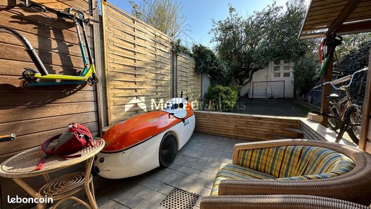 https://img.leboncoin.fr/api/v1/lbcpb1/images/53/b9/37/53b937094f20d4cf7fa90424dc7269649d1d9ade.jpg?rule=ad-image