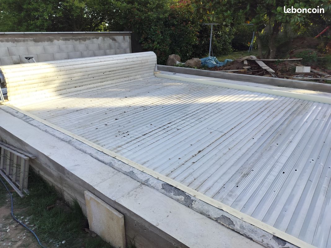 Volet roulant hors sol pour piscine 10x4m (image 3)