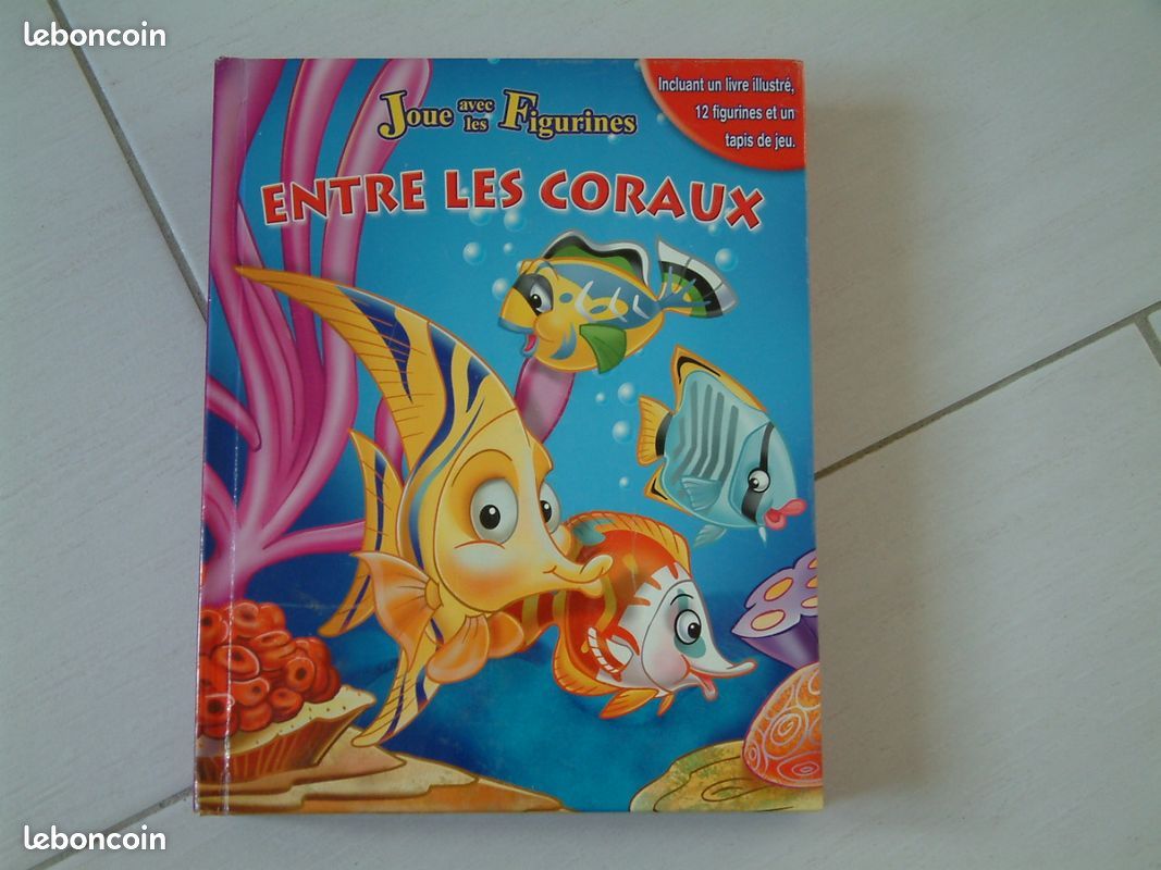 Livre entre les coraux (image 1)