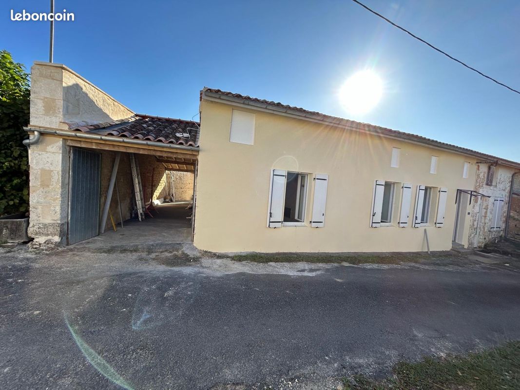 Maison 4 pièces 70 m² · à Mirambeau · 70 m² · 720 €