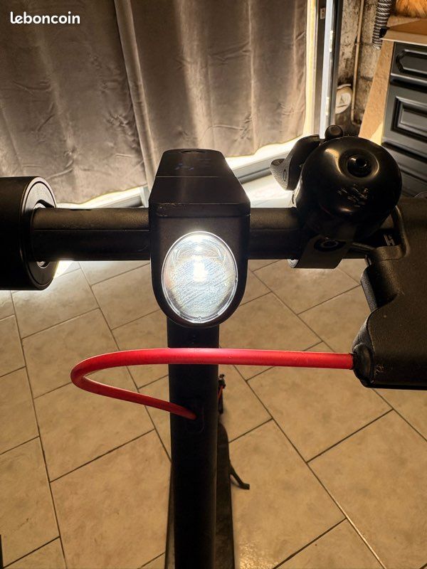 Trottinette électrique (image 3)