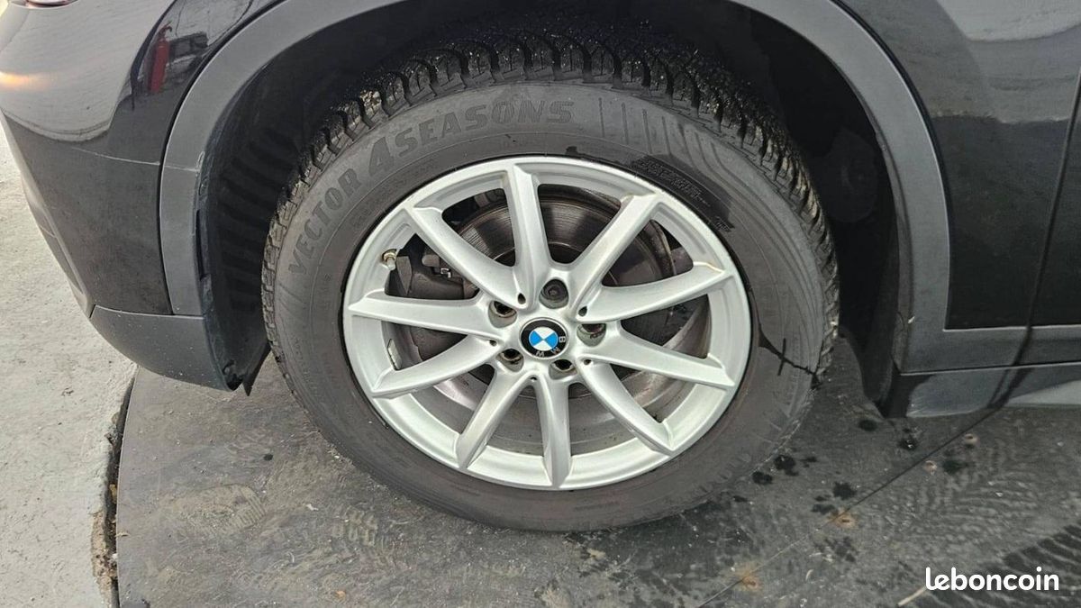 BMW X1 F48 sDrive 16d 116 ch Lounge (image 17)