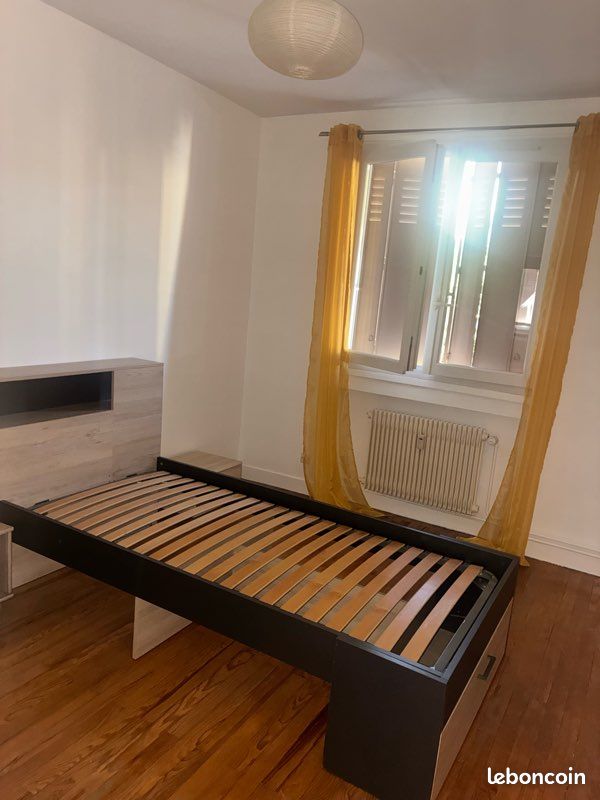 Appartement 3 pièces 68 m² · à Saint-Étienne · 68 m² · 69 900 €