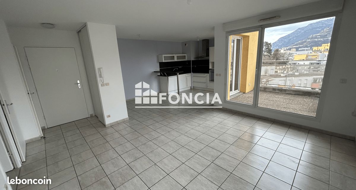 Appartement 2 pièces 58 m² · à Grenoble · 58 m² · 832 €/mois