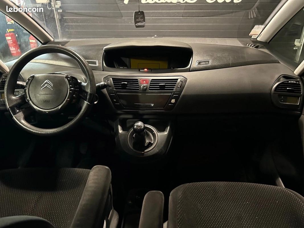 Citroen C4 Picasso HDI 110 CV 3990 d (image 15)