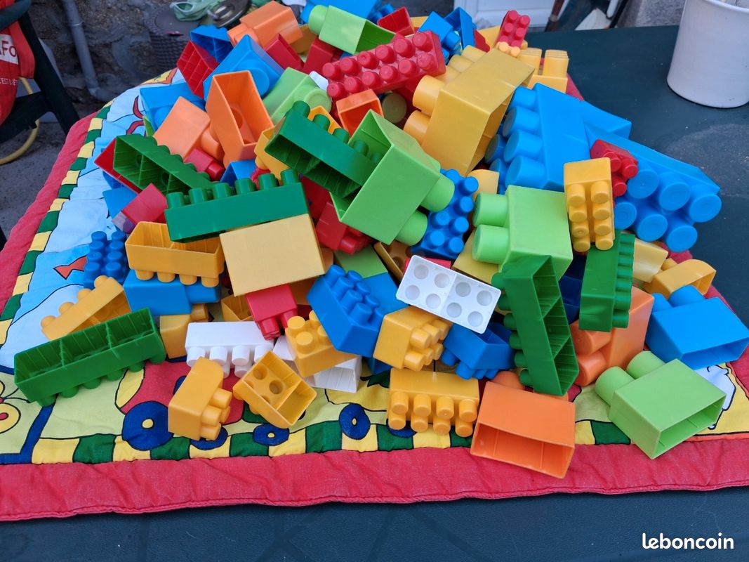 Lots de gros legos (image 1)