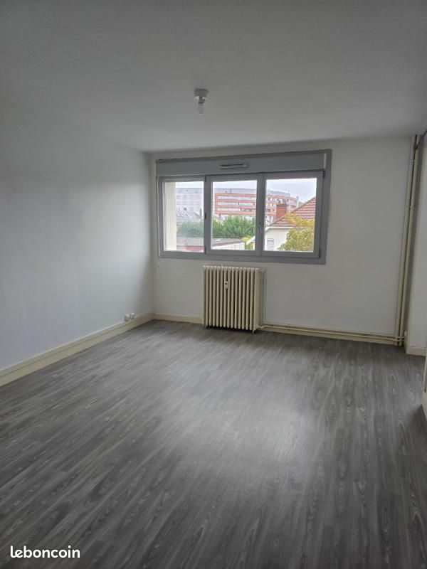 Appartement 4 pièces 76 m² · à Charleville-Mézières · 76 m² · 550 €/mois