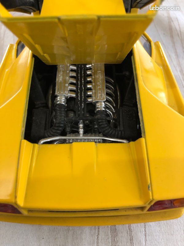 1/18 Jupe avant noir Lamborghini Countach Tonka Polistil