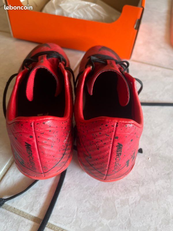 Chaussures de foot à crampons Nike mercurial air zoom taille 38.5 (image 2)