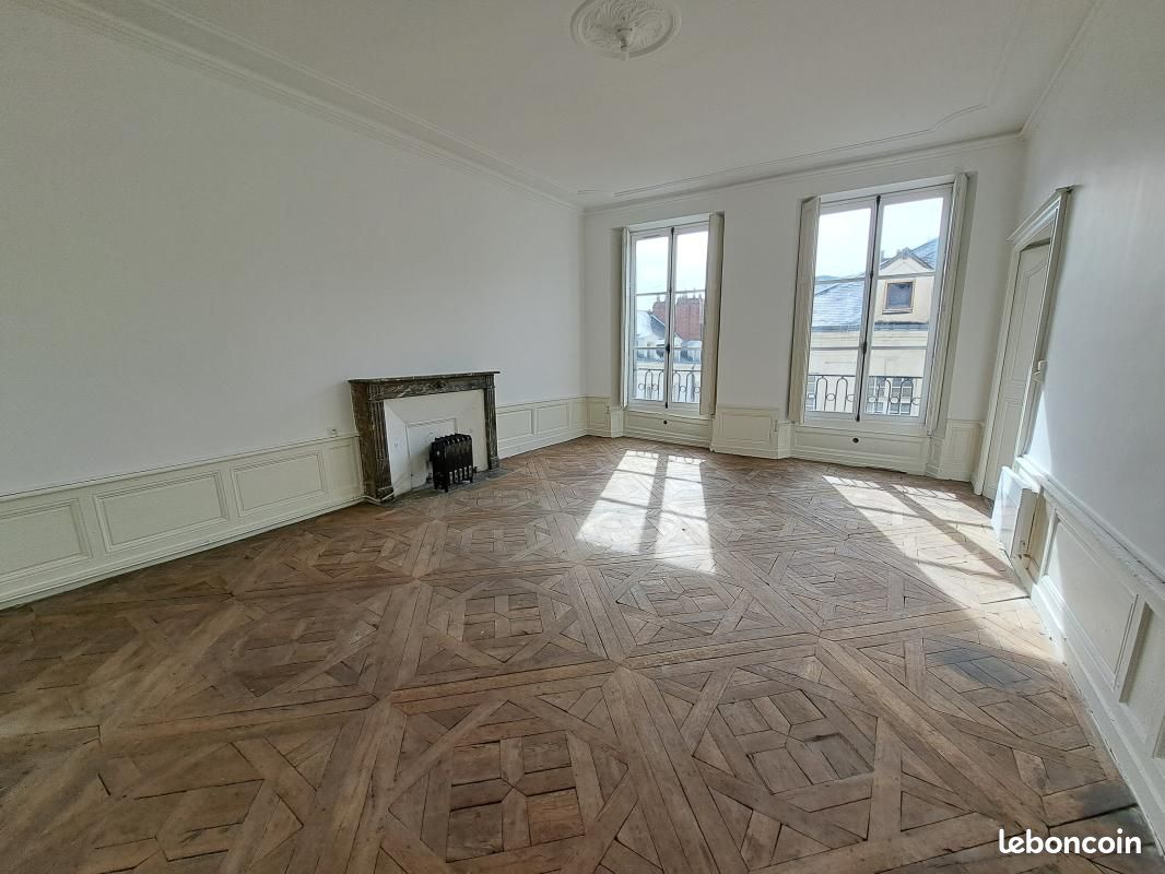 Appartement 4 pièces 133 m² · à Nantes · 133 m² · 1 220 €/mois