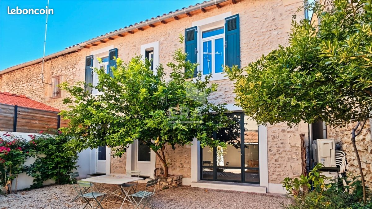Maison 5 pièces 123 m² · à Châteaurenard · 123 m² · 380 000 €
