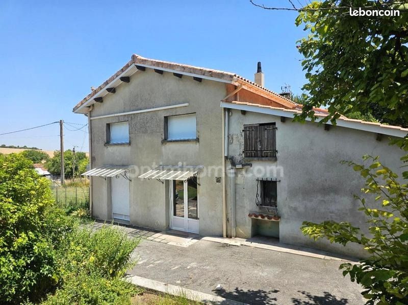 Maison 9 pièces 193 m² · à Barbezieux-Saint-Hilaire · 193 m² · 165 850 €