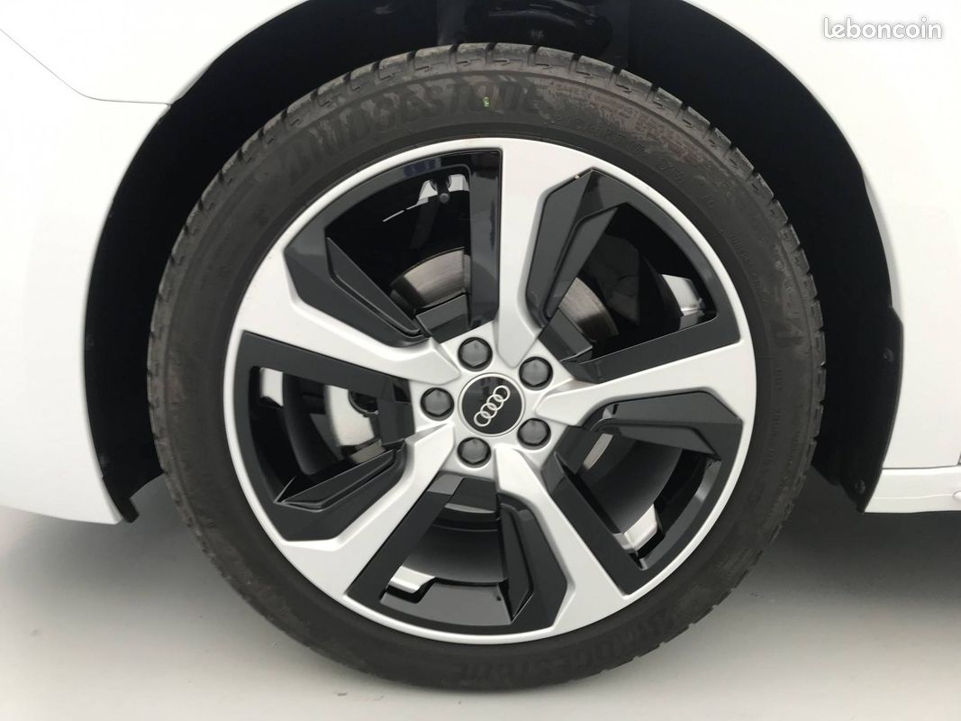 AUDI A1 Sportback 35 TFSI 150 ch S tronic 7 S Line (image 6)