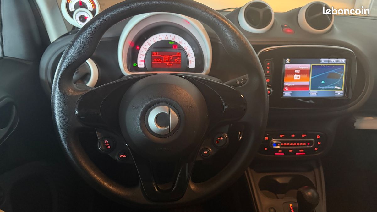 Smart fortwo electric pure 17.6kwh (image 16)