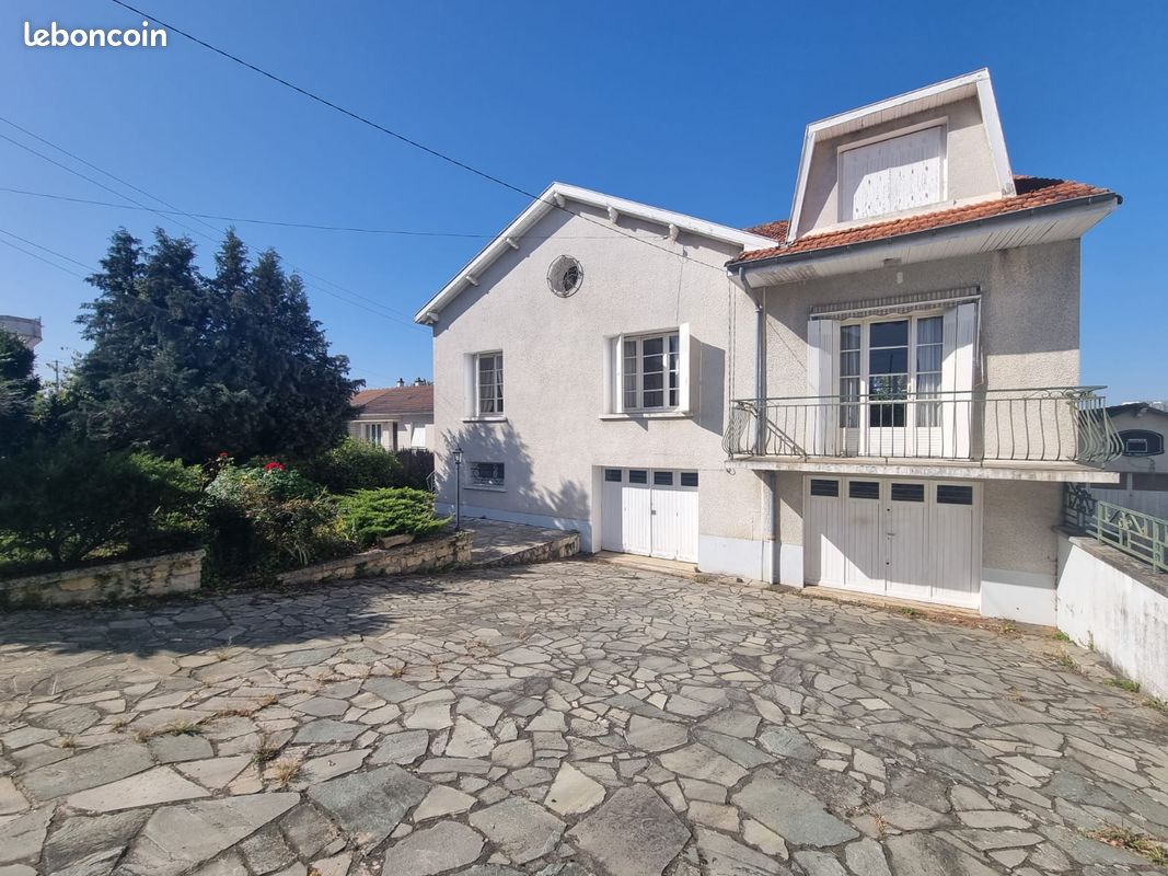 Maison 7 pièces 175 m² · à Poitiers · 175 m² · 239 000 €