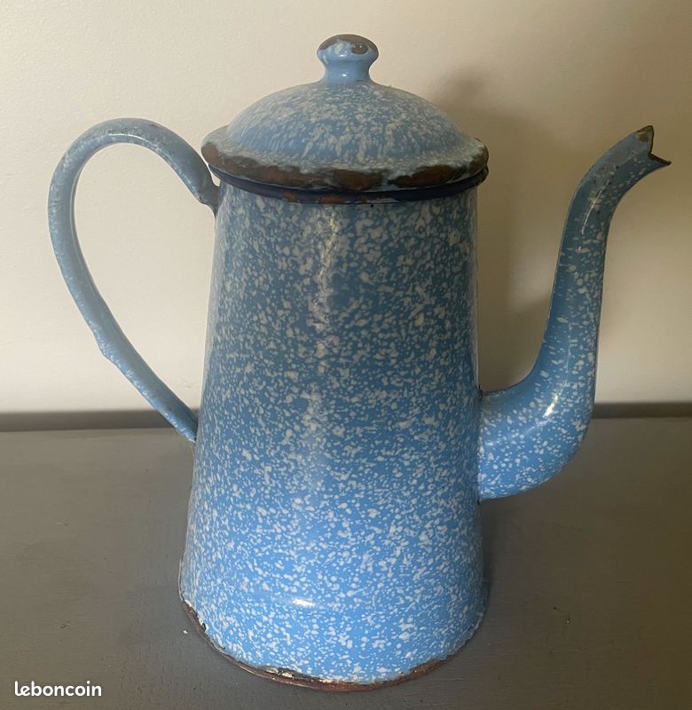 Ustensiles de cuisine in blue - Canada