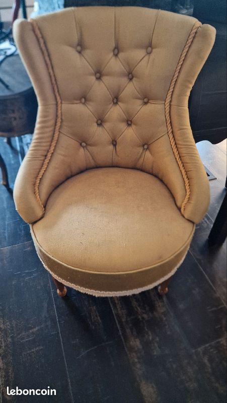 Fauteuil crapaud (image 1)