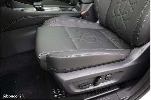 Nissan Qashqai 1.3 MHEV 158ch Mild Hybrid Tekna (image 11)