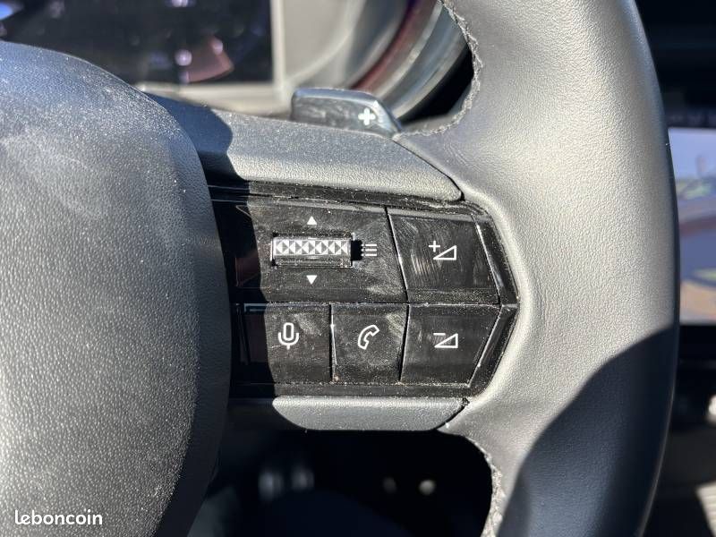 Alfa Romeo Junior 1.2 Ibrida 145 ch e-DCT6 Premium (image 19)