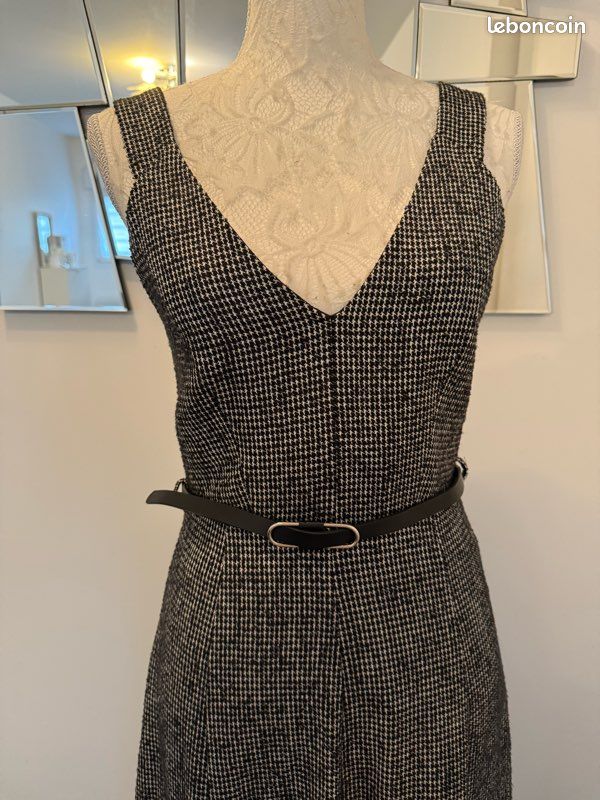 Robe longue chic Mango – Taille XS Vêtements