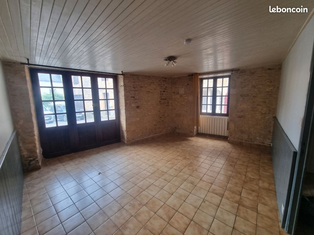 Maison 4 pièces 75 m² · à Salignac-Eyvigues · 75 m² · 77 000 €