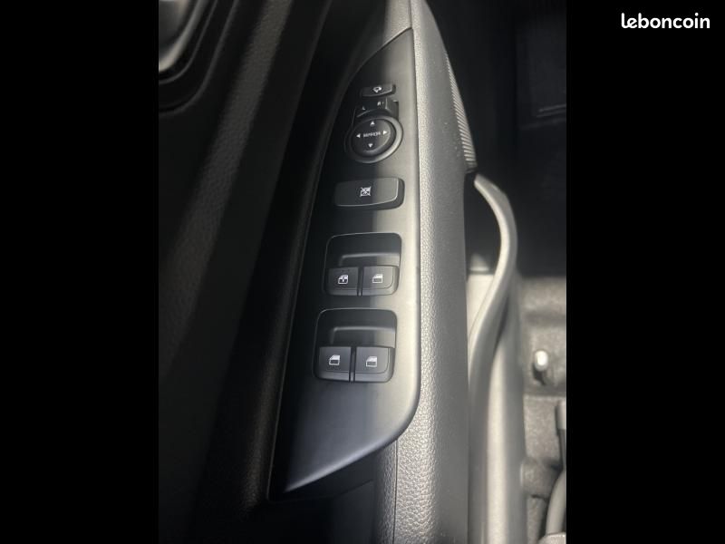 Kia Stonic 1.0 T-GDi 115ch MHEV Active DCT7 (image 20)