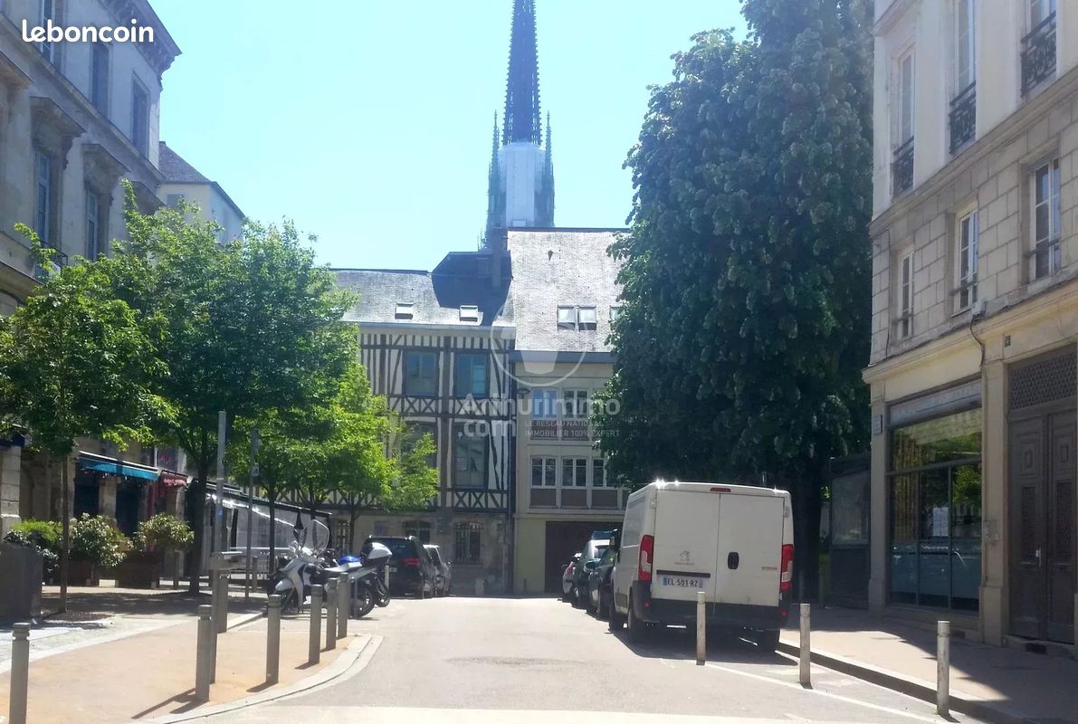 Local commercial 5 pièces 80 m² · à Rouen · 80 m² · 303 000 €