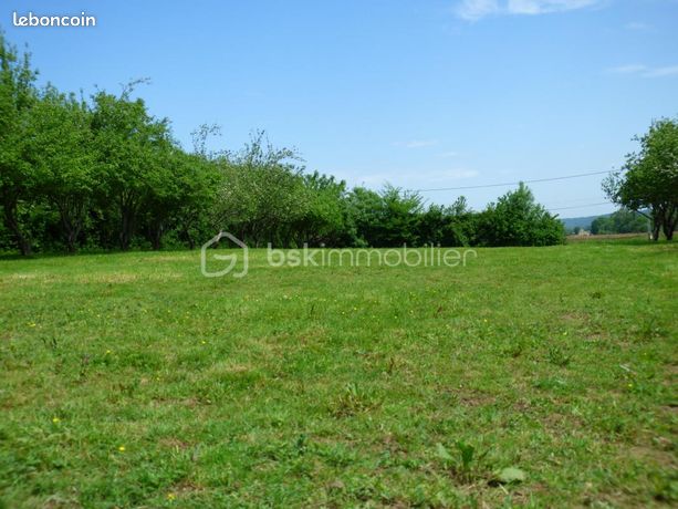 Terrain 3 320 m² Vic En Bigorre