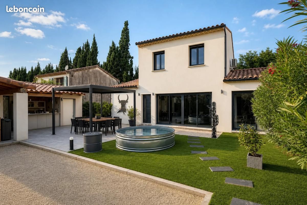 Maison 5 pièces 125 m² · à Saint-Étienne-du-Grès · 125 m² · 449 000 €