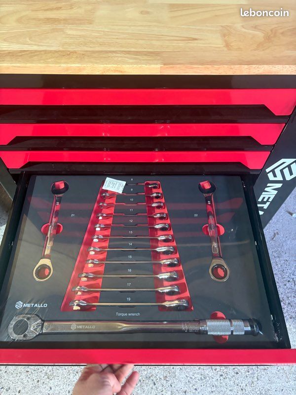 Servante plateau bois + outils (image 6)