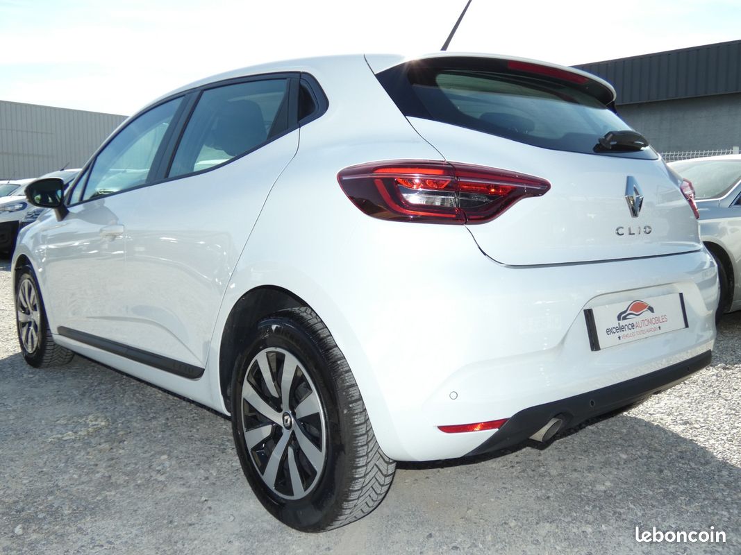 RENAULT CLIO V TCe 90 Equilibre (image 3)