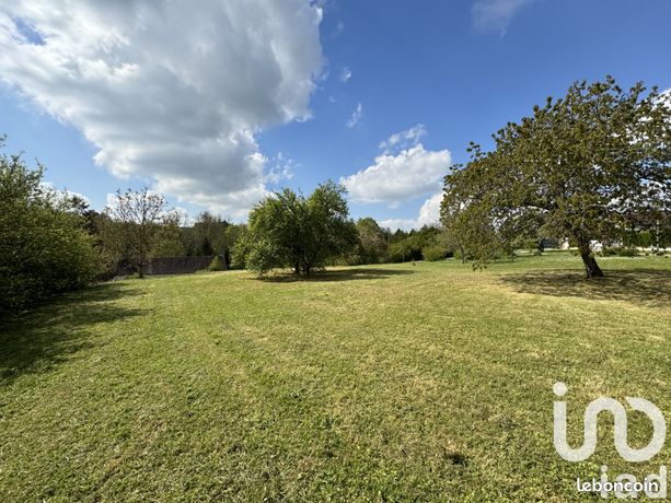 Terrain 903 m² Sens