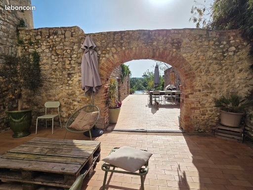 Maison 5 pièces 181 m² · à Massillargues-Attuech · 181 m² · 235 000 €