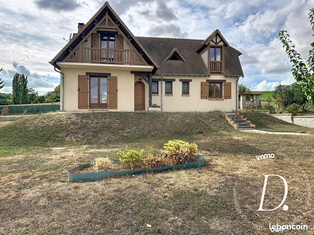 Maison 5 pièces 135 m² · à Magny-en-Vexin · 135 m² · 335 000 €
