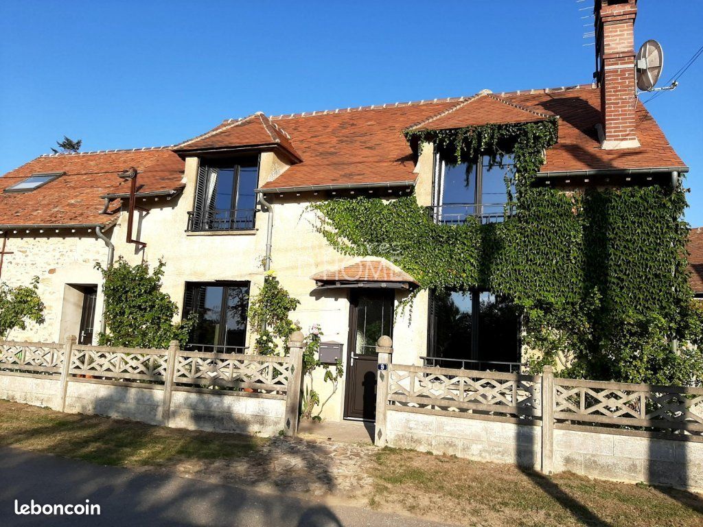 Maison 6 pièces 183 m² · à Rozay-en-Brie · 183 m² · 379 000 €