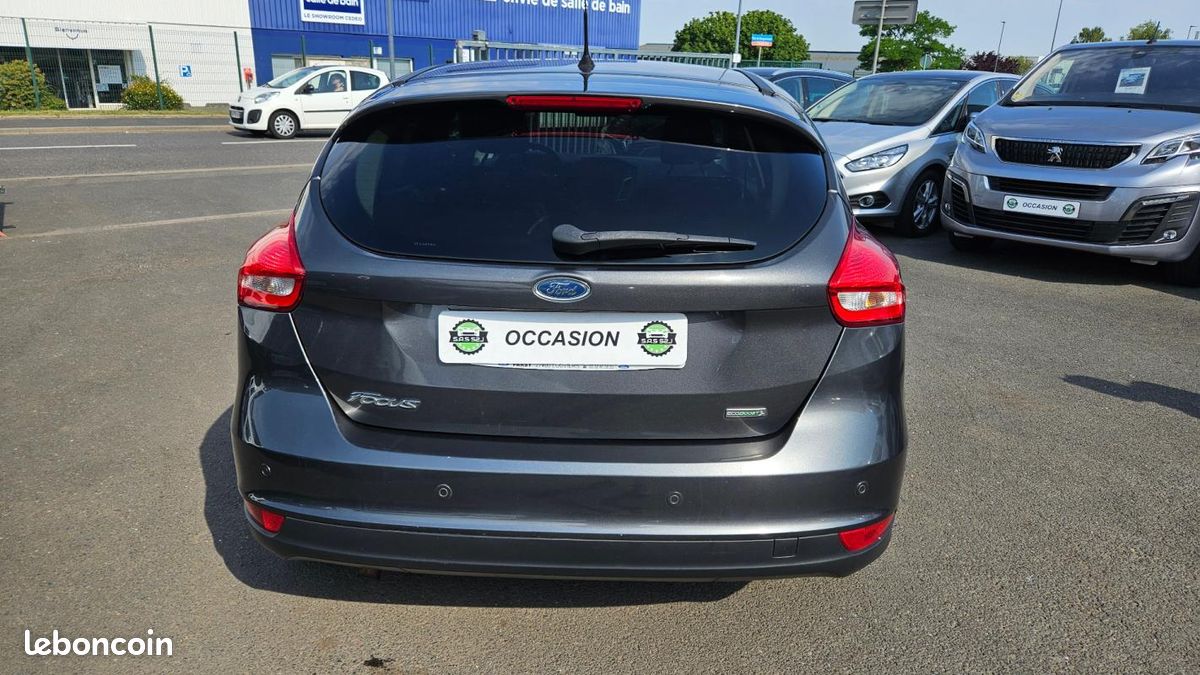 Ford Focus 1.0 EcoBoost 125 S&S Titanium (image 6)